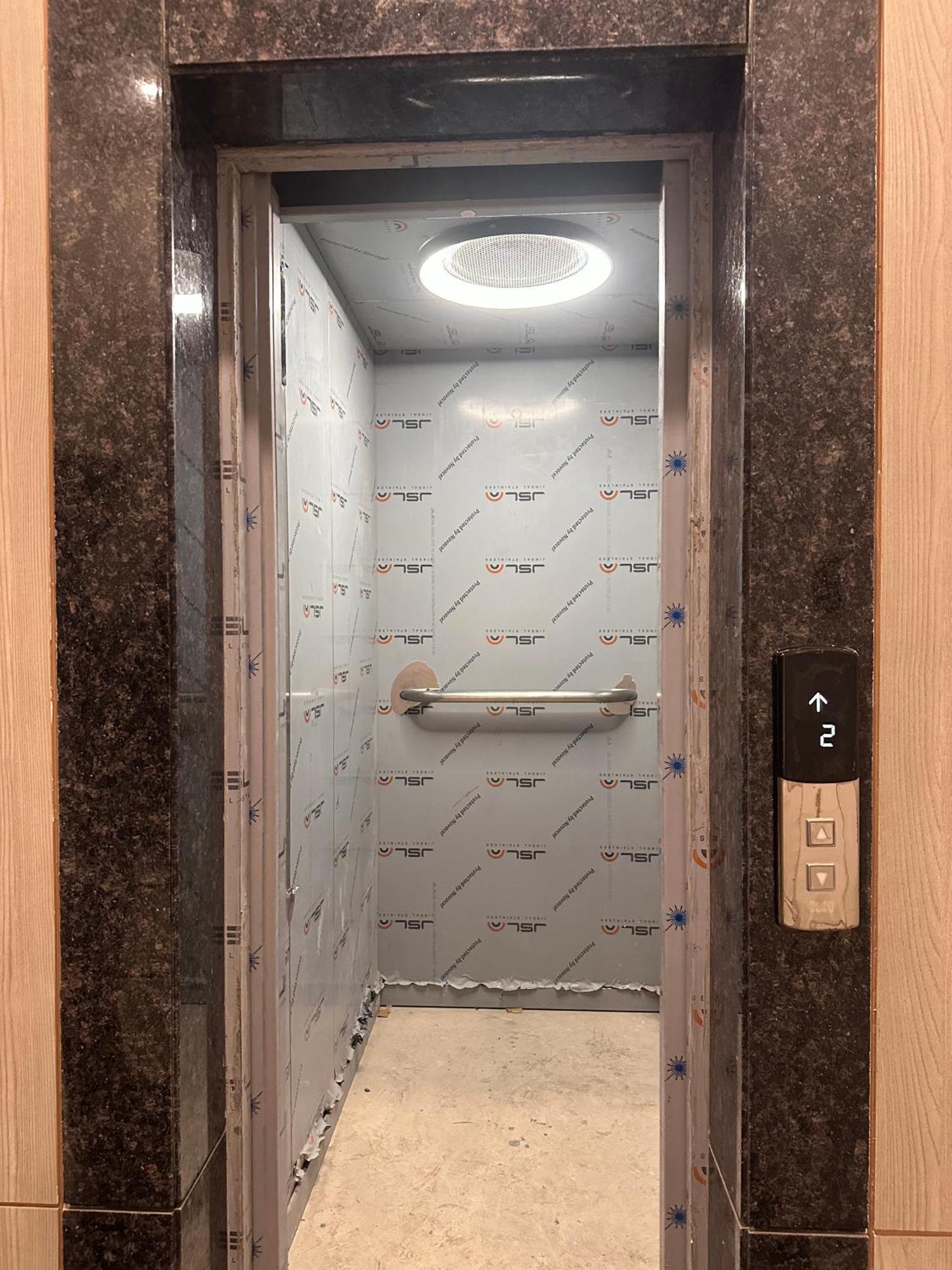 The Lodgers 2 Bhk Serviced Apartment Near Artemis Hospital Sector 57 Gurgaon - Nearest Metro Station Sector 54 Chowk Exterior foto